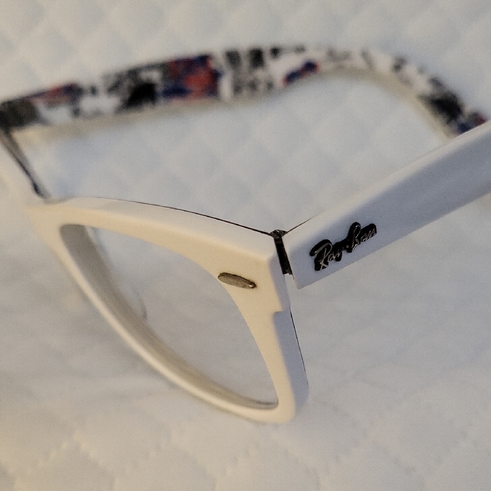 RAY-BAN EYEGLASS FRAMES ONLY(VINTAGE)